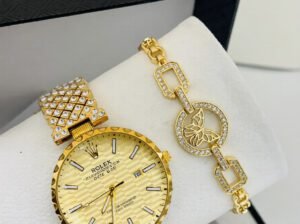 Luxurious Chain Watch