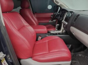 Toyota Sequoia Platinum 4dr SUV 4WD (5.7L 8cyl 6A) 2013 Blue