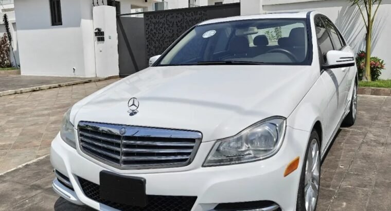 Mercedes-Benz C250 2014 White