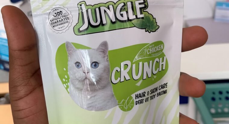 Jungle Crunchy Treat – 60kg Chicken Cookies with Vitamins & Taurine