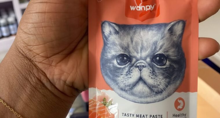 Wanpy Salmon, Chicken & Carrot Cat Treat – 90kg Lickable Meat Paste