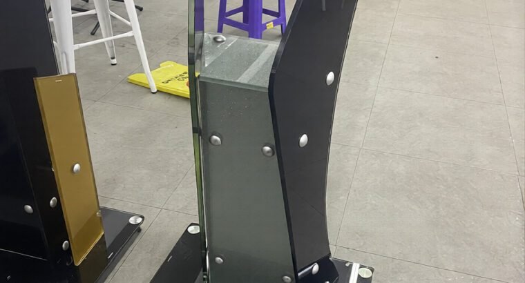 Zuo Modern Glass Podium – Durable & Affordable Pulpit