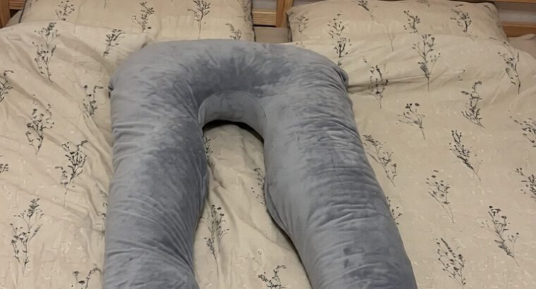 Brand New Maternity Pillow – Comfortable Pregnancy & Nursing Support