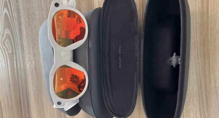 Oakley Meta HSTN Smart AI Glasses – 3K HD Camera, Polarized Lenses, 8hr Battery, Unisex Sunglasses