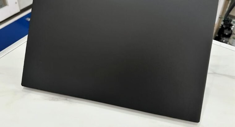 Lenovo ThinkPad T480s Laptop, Intel Core i7, 16GB RAM, 256GB SSD, 14” Ultrabook, Windows 11 – Used