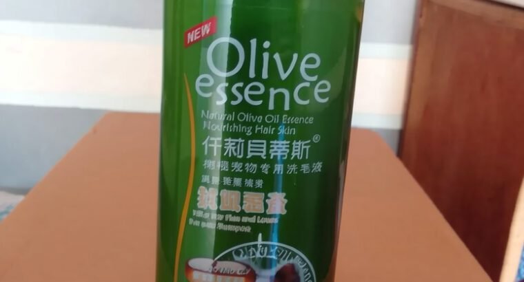Olive Essence Natural Pet Shampoo.