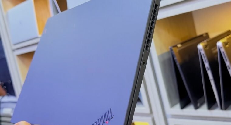 Lenovo ThinkPad X1 Carbon Laptop, Intel Core i5, 8GB RAM, 256GB SSD, 13.3” Ultrabook, Windows 11 – U